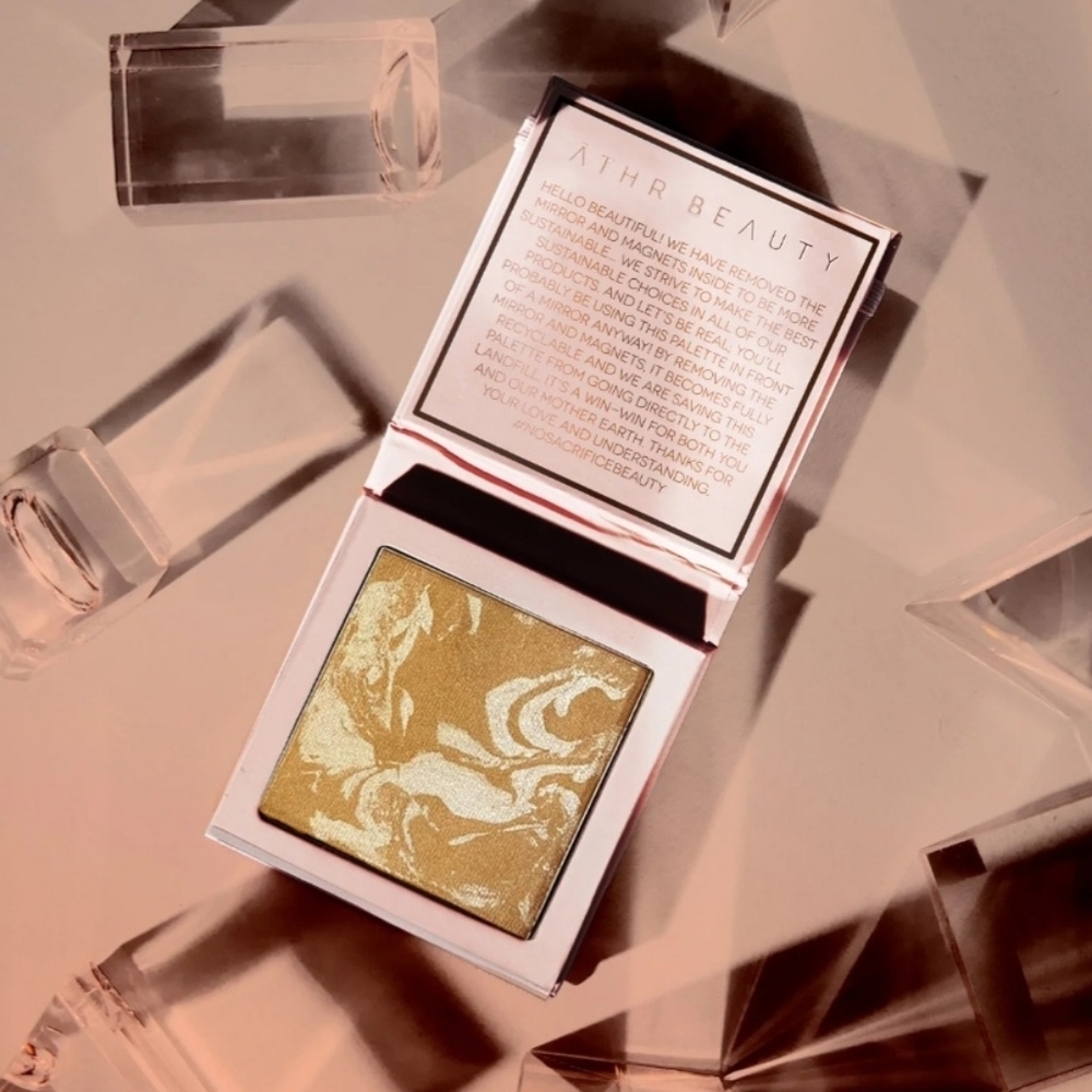 ATHR BEAUTY Diffused Reflections Bronzing Powder In Color: Ethereal